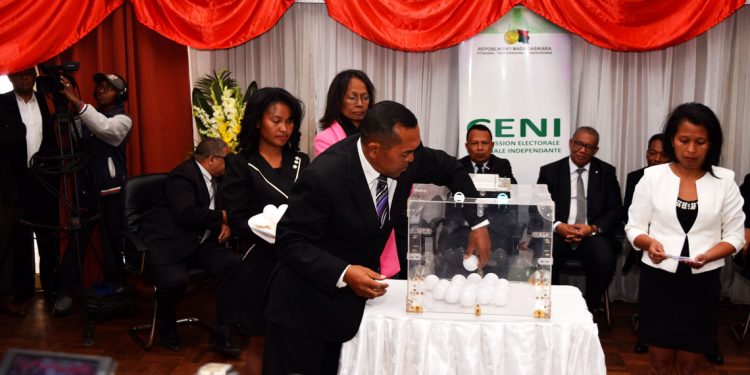 AMBIANCE ÉLECTORALE : Des voix discordantes autour de la présidentielle