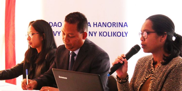 LUTTE CONTRE LA CORRUPTION : Un guide sur la propriété foncière édité