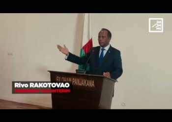 MADAGASCAR : OPEN SKY