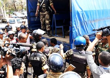 MEETING SUR LA PLACE DU 13 MAI : Pas d’emprisonnement pour les manifestants pro-Marc Ravalomanana