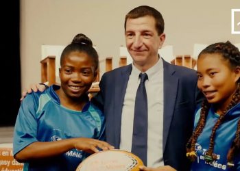 TERRE EN MÊLÉES : LE VOYAGE DE RÊVE, MAIS SPORTIF, DE MARCELIA, PELA ET SONIA