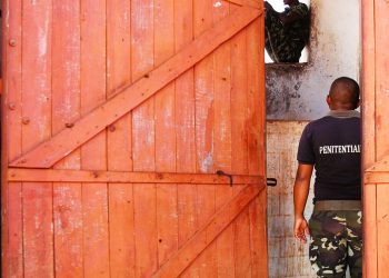 JUSTICE : Le recours systématique à la détention provisoire dénoncé