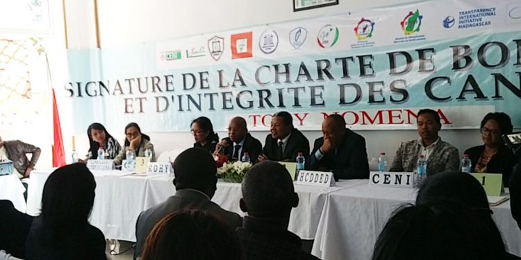 LÉGISLATIVES-ANALAMANGA : Près de 65 % des candidats adhèrent à la charte de bonne conduite