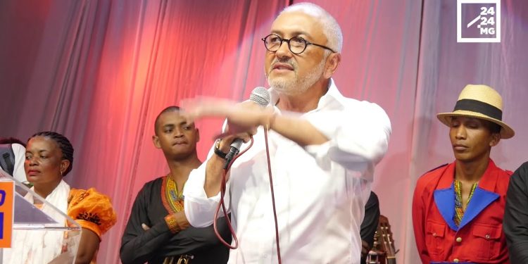 FARADOBOKA NAINA ANDRIANTSITOHAINA