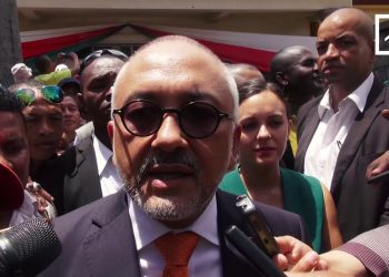 NAINA ANDRIANTSITOHAINA : MILA ATAO HAINGANA NY FAMINDRAM-PAHEFANA