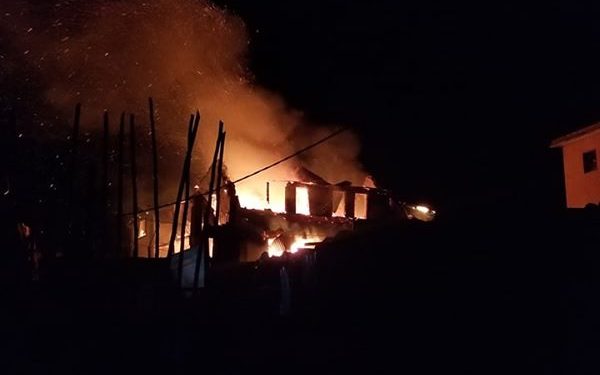 CATASTROPHE – Incendie à Ambalavao Isotry
