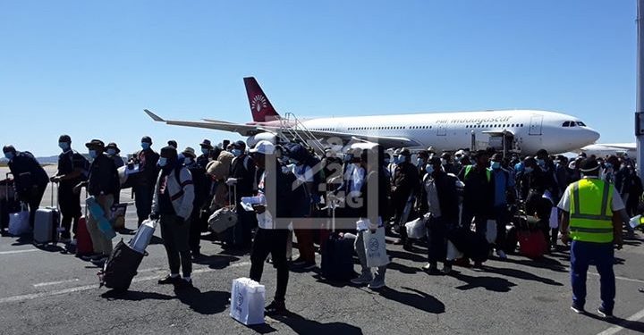 RAPATRIEMENT – 43 des 273 passagers prévus pour le premier vol de rapatriement opéré par Air Madagascar sont restés en France