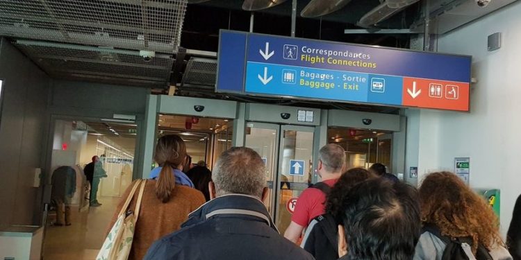 CIRCULATION – Les demandes de visas de court séjour vers la France rouvertes pour les voyages pour études, pour des raisons médicales et pour les visites aux petit(e)s ami(e)s