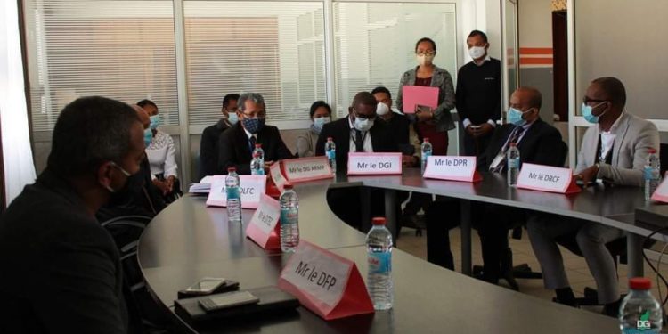 DIRECTION GENERALE DES IMPOTS – 16 agents du fisc en formation sur la régulation des marchés publics jusqu’à vendredi