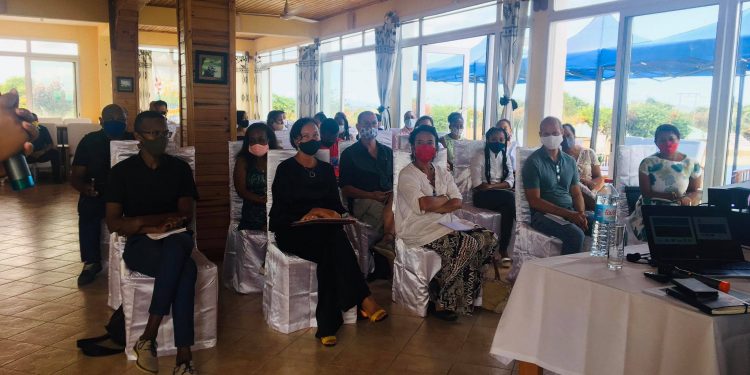 GESTES BARRIERES – Début de formation aux protocoles d&rsquo;hygiène et sanitaires des professionnels du tourisme de Nosy Be