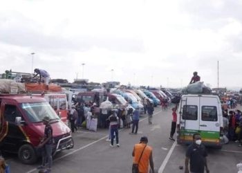 TRANSPORT TERRESTRE – Contrôle technique obligatoire des taxi-brousse avant de quitter les gares routières