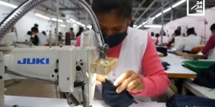 TRAVAIL – Au moins 100.000 travailleurs restent en situation de précarité malgré la reprise, selon les syndicats