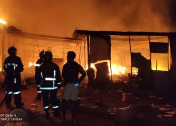 UNIVERSITE D&rsquo;ANTANANARIVO – Un bloc de « préfas » de la cité d&rsquo;Ankatso II incendié, des dizaines d&rsquo;étudiants sinistrés