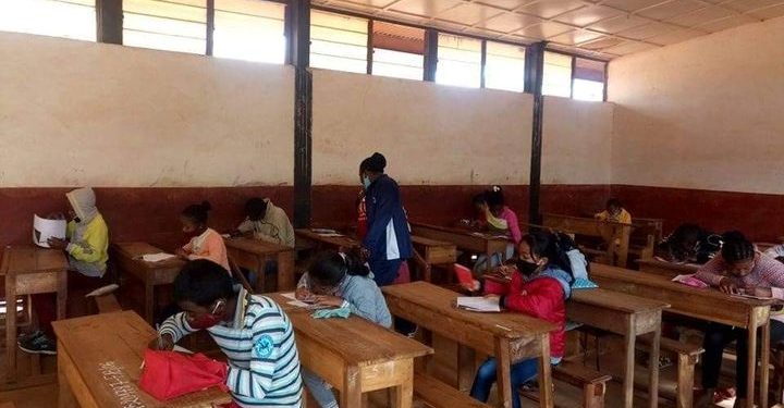 EDUCATION – 37 semaines de cours jusqu&rsquo;à fin Juillet 2021 pour l&rsquo;année scolaire 2020-2021