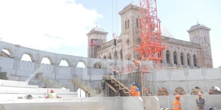 PATRIMOINE – Le tribunal de référé civil s&rsquo;est déclaré incompétent sur la requête en suspension des travaux de construction du Rova d&rsquo;Antananarivo