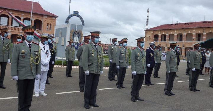 ADIEU AUX ARMES – 53 officiers généraux partent officiellement à la retraite