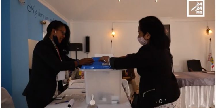 ELECTIONS – Taux de participation élevé aux sénatoriales dans les environs d&rsquo;Antananarivo
