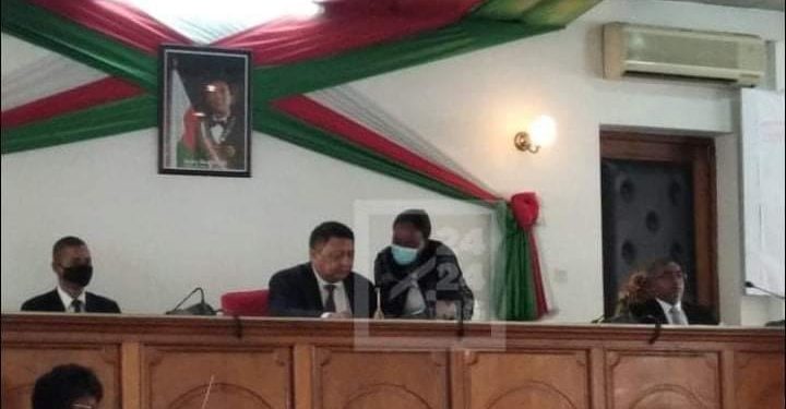 PARLEMENT – Herimanana Razafimahefa élu président du Sénat