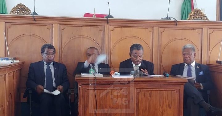 PARLEMENT – Participation réduite des autorités dans les enquêtes menées par les anciens sénateurs