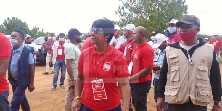 ARRESTATION – La député Hanitra Razafimanantsoa dénonce une «machination politique» derrière l’interpellation de sa fille