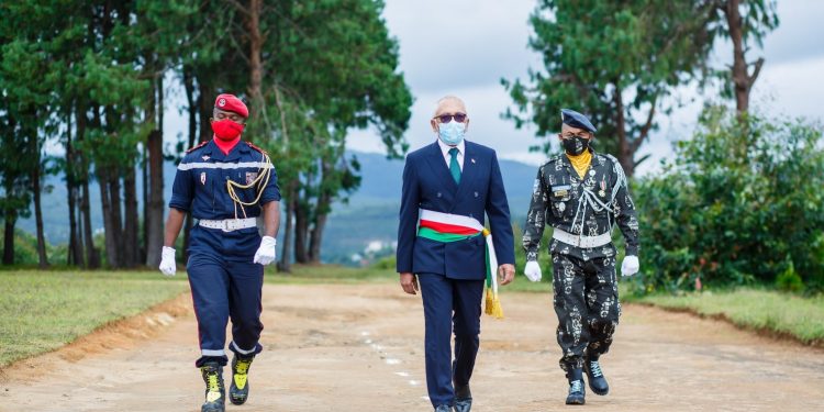 COMMUNE URBAINE D’ANTANANARIVO – 100 nouveaux policiers municipaux et 50 nouveaux pompiers pour la capitale