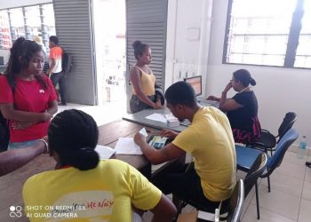 ENSEIGNEMENT SUPERIEUR – 76% des étudiants des universités inscrits dans la base de données numériques de la poste en vue du paiement des bourses