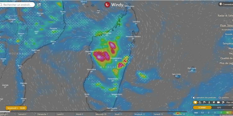 METEO – La dépression tropicale s&rsquo;affaiblit mais continue d&rsquo;apporter de fortes pluies dans l&rsquo;Ouest et le Centre Ouest de Madagascar.