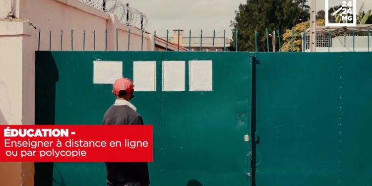 ÉDUCATION – Enseigner à distance en ligne ou par polycopie