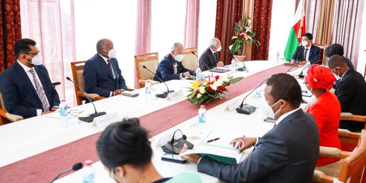 EPIDEMIE – Les autorités arrêtent leur choix sur quatre vaccins : Covishield, Pfizer, Sinopharm et Johnson&Johnson, indique la présidence