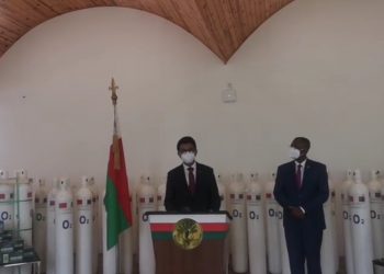 EPIDEMIE – Les bouteilles d’oxygène importées par l’Etat arrivent au pays et seront directement envoyées dans les régions touchées par l’épidémie, indique le président de la République