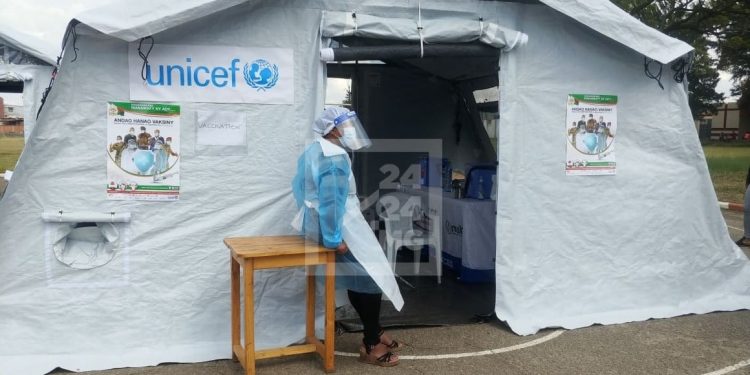 PREVENTION – Vaccin à reporter pour les candidats au vaccin présentant des symptômes de la Covid-19 ou pour les personnes atteintes de la Covid-19 depuis moins de trois mois