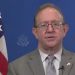 DIPLOMATIE – L’ambassadeur des États-Unis sortant à Madagascar réitère son appel à l&rsquo;aide en faveur du Grand Sud et invite les Malgaches à se faire vacciner contre la Covid-19 dans son message d&rsquo;adieu au peuple malgache