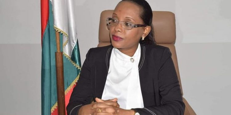 ENSEIGNEMENT SUPERIEUR – Elia Béatrice Assoumacou condamne les actes de violence survenus à Toliara et dénonce une instrumentalisation des étudiants