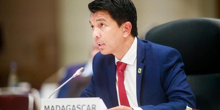 DIPLOMATIE – Andry Rajoelina s’envole pour la Côte d’Ivoire afin d’assister au Sommet des chefs d’Etat africains en vue reconstitution des ressources de l’Association internationale de développement