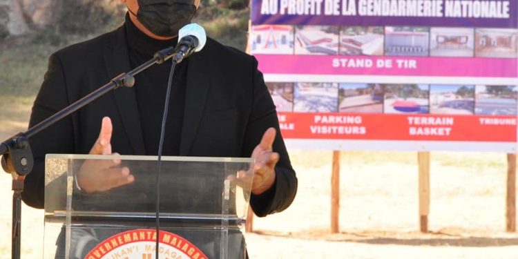 EXECUTIF – Le président de la République renouvelle sa confiance en Christian Ntsay