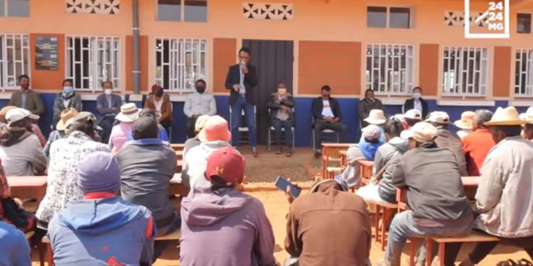NOUVELLE VILLE – Les habitants d&rsquo;Imerintsiatosika jaloux de leurs terres