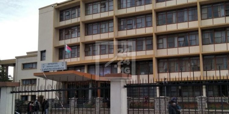 « PROJET D&rsquo;ATTENTAT » – La procureure générale de la Cour d&rsquo;appel d&rsquo;Antananarivo appelle au respect de la présomption d&rsquo;innocence et du secret de l&rsquo;instruction