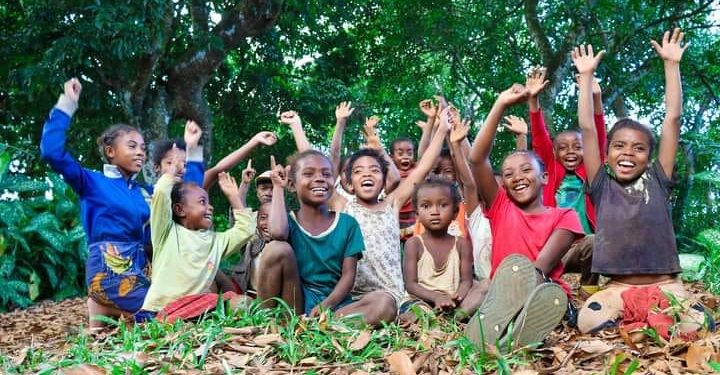 AIDE SOCIALE – Le ministère de la population plaide pour la création d’une allocation universelle pour les enfants afin de réduire les inégalités