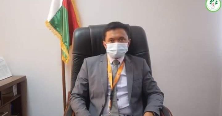 EPIDEMIE – Le ministère de la Santé publique met en garde contre les cérémonies de retournement des morts qui pourraient être à l&rsquo;origine de la peste pulmonaire à Arivonimamo