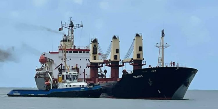 CHERTE DE LA VIE- Rajoelina répond aux critiques sur l’importation des produits de première nécessité dont le riz