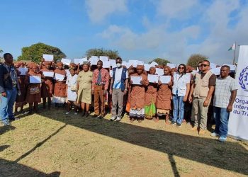 ECONOMIE BLEUE – 60 personnes formées au fumage de poissons à Amboasary Sud avec l&rsquo;appui de l&rsquo;Organisation internationale du travail (OIT) reçoivent leur attestation