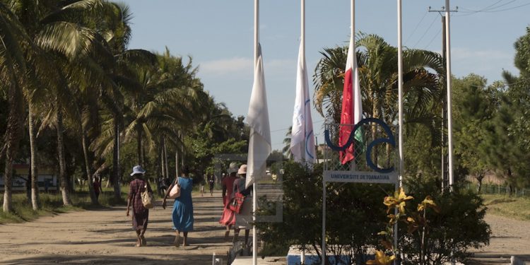 ENSEIGNEMENT SUPERIEUR – Le personnel administratif et technique de l&rsquo;Université de Toamasina ferme les portes de l&rsquo;Université