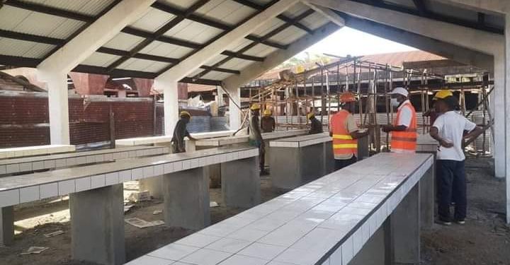 INFRASTRUCTURES- Les travaux de réhabilitation des marchés de Farafangana presque terminés, une centaine de marchands bénéficiaires