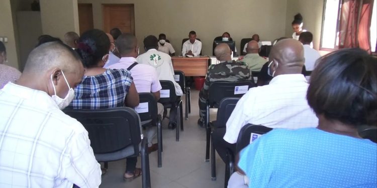 EPIDEMIE – Des échantillons prélevés sur des patients de Morondava soupçonnés de porter le coronavirus envoyés à Antananarivo pour dépistage de la Covid-19