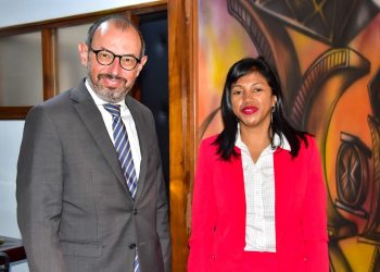 PATRIMOINE – La ministre de la Communication et de la culture à Paris pour la Conférence générale de l’Unesco prévoit d&rsquo;y négocier la restitution du crâne du roi sakalava Toera, selon une source auprès du ministère