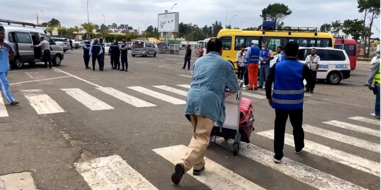 TRANSPORT AERIEN – 640 passagers débarquent d&rsquo;Europe ce week-end via les premiers vols commerciaux d&rsquo;Air France et d&rsquo;Air Madagascar après 20 mois de fermeture de frontières