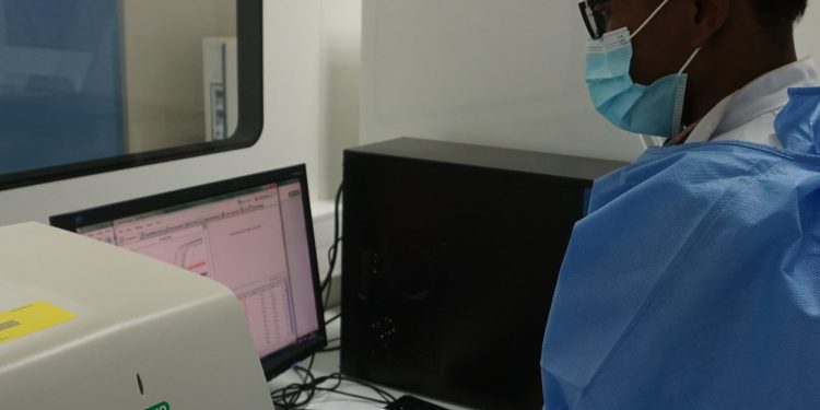 EPIDEMIE – Les autorités sanitaires rassurent sur l&rsquo;absence des variants autres que les variants alpha et beta à Madagascar et affirment expérimenter des démarches d&rsquo;identification de variants par la technique du criblage