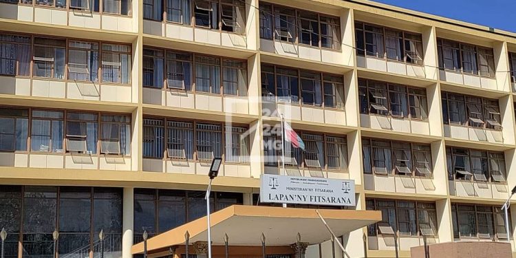 JUSTICE – Séance tendue de présentation des pièces à conviction pendant le procès « Apollo 21 » ce mardi