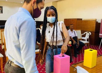 SCRUTIN – Juliana Ratovoson annonce que de nouvelles élections au Parlement des jeunes auront lieu pour les régions où des anomalies ont été constatées