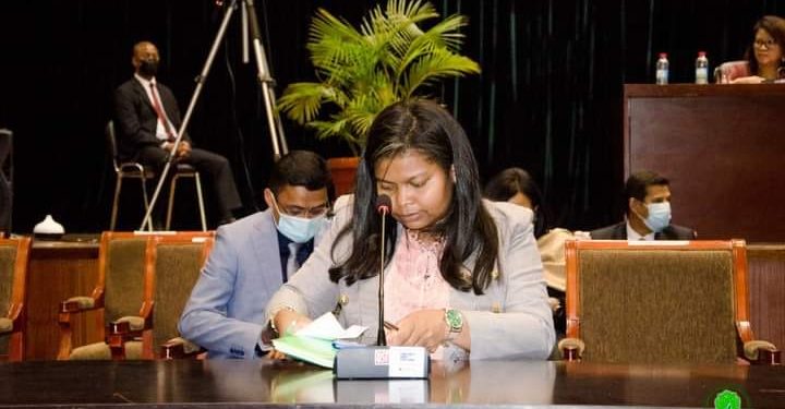 TENSIONS AU MINISTERE DE L’ENVIRONNEMENT – La vice-ministre Hortencia Antoinesie Haingosoa fait des excuses publiques pour la cacophonie de ces deux derniers jours